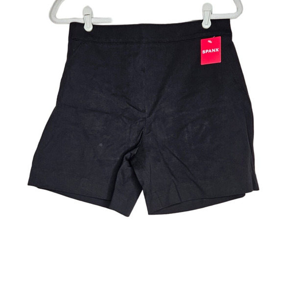 NEW Spanx XL Polished 6" Short Black Classic Minimalist Stretch Slimming - Picture 1 of 4